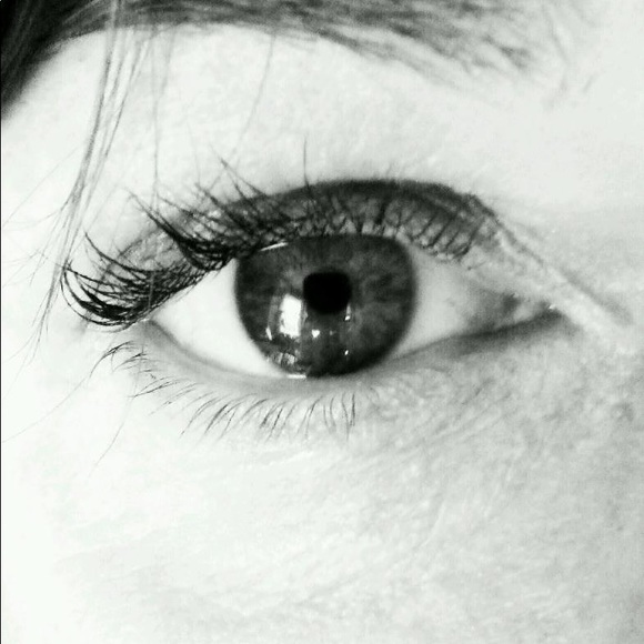 Meet your Posher, Claire - Picture 1 of 1